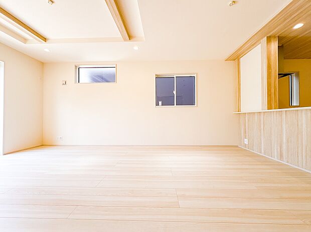 「※生成AIによるイメージです。家具・小物は販売価格に含まれません。」【LDK18帖】リビングにいるお子様と会話をしながら家事ができるカウンターキッチン。いま手があいているか、忙しそうなのか…