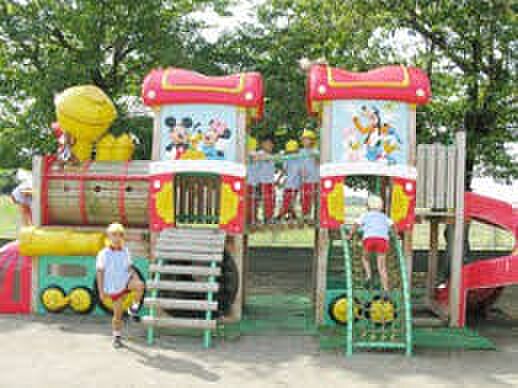 幼稚園・保育園 490m 伊奈栄幼稚園