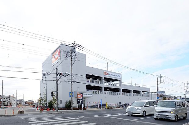 スーパー 700m オーケー川口芝店(関東地方と宮城県をメインに展開するディスカウントスーパーマーケットです。1986年以来、その地域一番のグッドプライスを目指しています。)