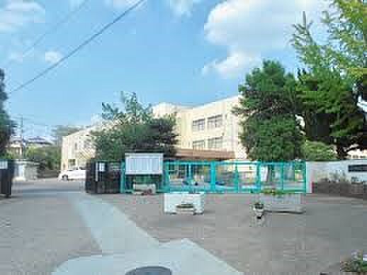 小学校 524m さいたま市立東岩槻小学校