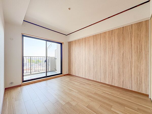 【寝室】充実した生活は伸びやかな居室空間から始まります。快適に・伸びやかに。心の潤いを求める方々へ。
