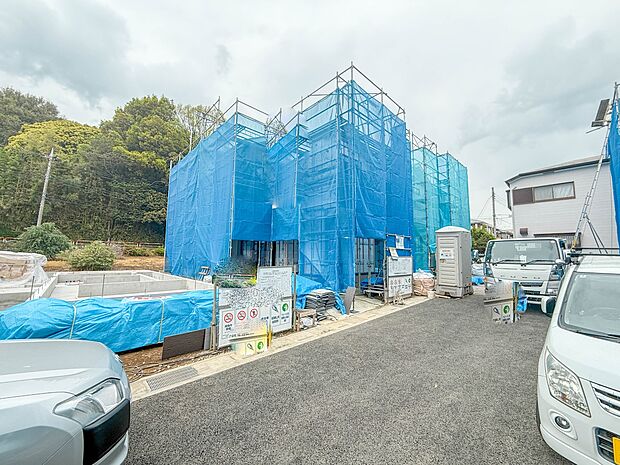 【前面道路 幅員 南東約4m】陽当りや通風性など各所に施された工夫で住みやすさを実現。部屋の大きさや周辺環境・街並など、資料には掲載していない情報が現地にはたくさんございます。是非ご確認下さ…