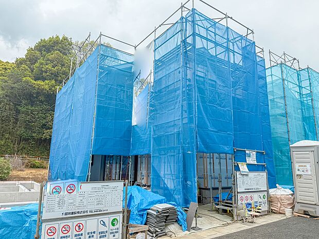 【現地土地写真】ここから始まる「日常」はご家族にとってかけがえのない時間となります。少しでも豊かに、快適に。そんな想いから本邸宅は生まれました。