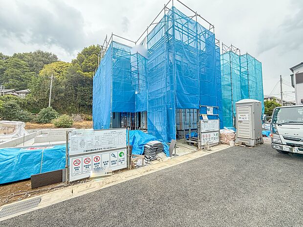 【前面道路 幅員 南東約4m】陽当りや通風性など各所に施された工夫で住みやすさを実現。部屋の大きさや周辺環境・街並など、資料には掲載していない情報が現地にはたくさんございます。是非ご確認下さ…