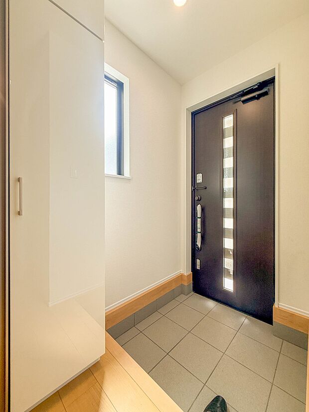 D号棟【その他内覧】こちらの物件が少しでも気になるようでしたら、お気軽にお問合せください。人生でいちばん大きなお買い物ですので、ゆっくりご見学ください。ネット上の画像と実際の見学では、リアル…