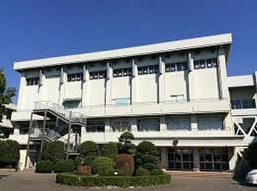小学校 900m 上尾市立大石南小学校(上尾市立大石南小学校 徒歩13分)