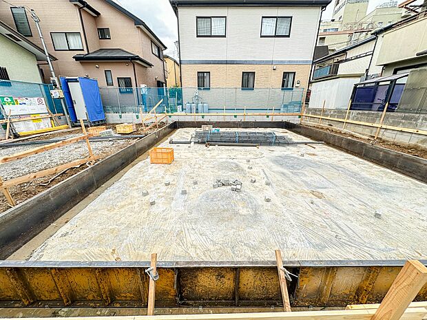 【外観】こちらの物件が少しでも気になるようでしたら、お気軽にお問合せください。人生でいちばん大きなお買い物ですので、ゆっくりご見学ください。ネット上の画像と実際の見学では、リアル感がまるで違…