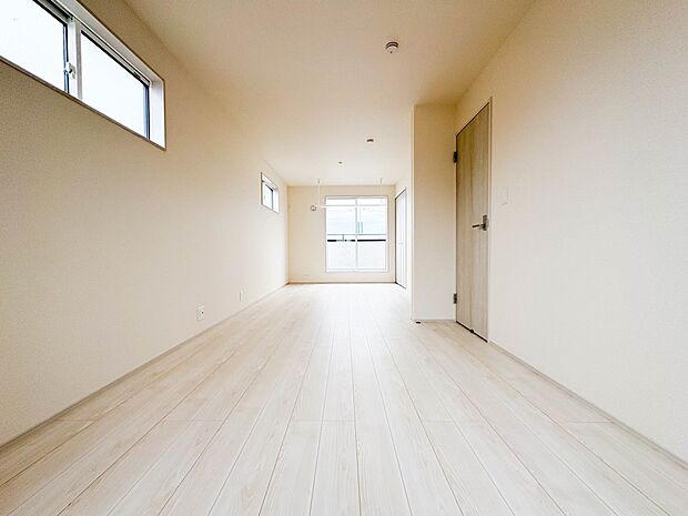【寝室12帖】充実した生活は伸びやかな居室空間から始まります。快適に・伸びやかに。心の潤いを求める方々へ。