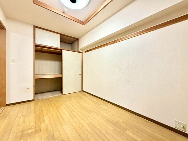 【洋室】充実した生活は伸びやかな居室空間から始まります