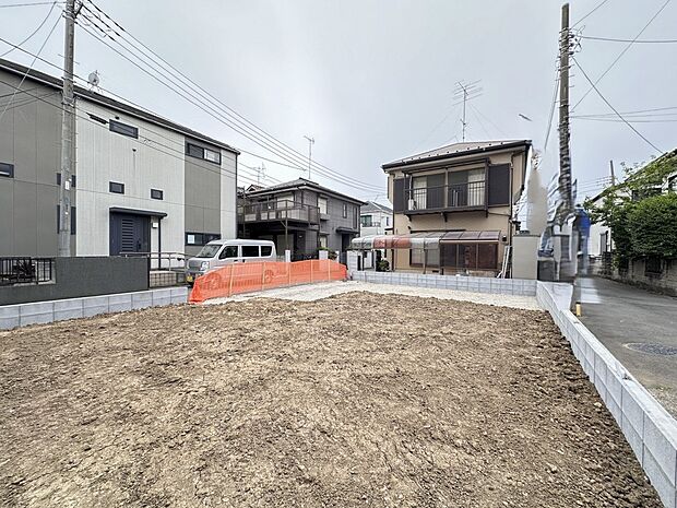 【外観】こちらの物件が少しでも気になるようでしたら、お気軽にお問合せください。人生でいちばん大きなお買い物ですので、ゆっくりご見学ください。ネット上の画像と実際の見学では、リアル感がまるで違…