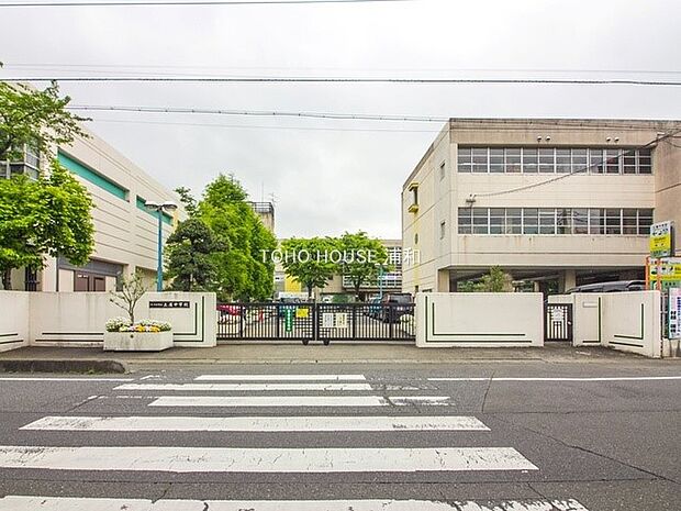 中学校 80m さいたま市立土屋中学校