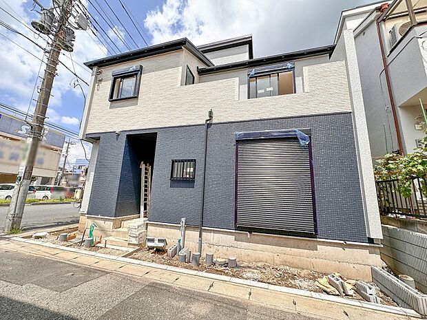 【前面道路】陽当りや通風性など各所に施された工夫で住みやすさを実現。部屋の大きさや周辺環境・街並など、資料には掲載していない情報が現地にはたくさんございます。是非ご確認下さい。