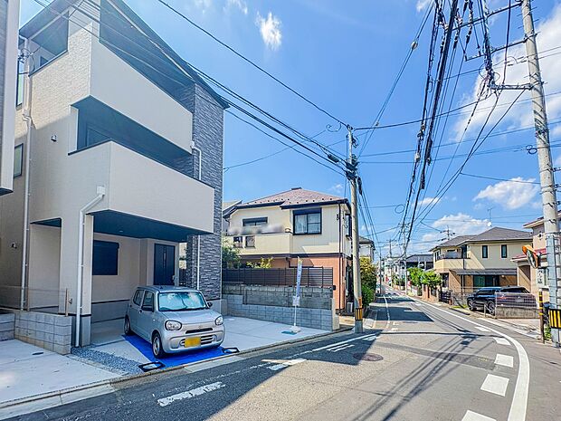【現地】陽当りや通風性など各所に施された工夫で住みやすさを実現。部屋の大きさや周辺環境・街並など、資料には掲載していない情報が現地にはたくさんございます。是非ご確認下さい。