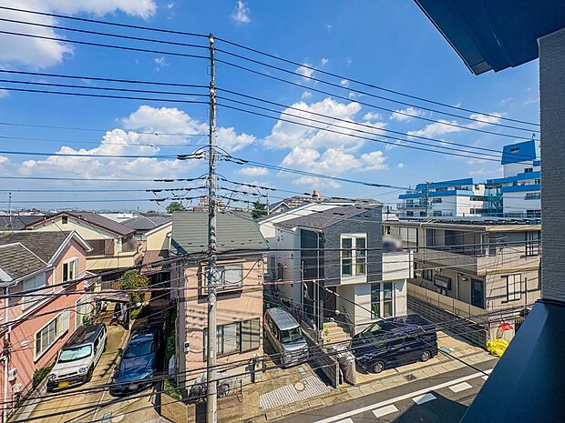 【眺望】眺望や窓からの景色が良いと、家で過ごす時間も快適です。