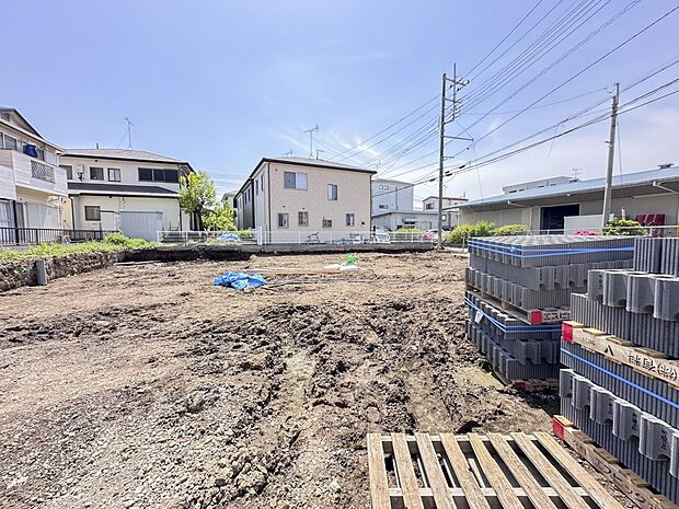 【ぜひ現地をご確認下さい】陽当りや通風性など各所に施された工夫で住みやすさを実現。部屋の大きさや周辺環境・街並など、資料には掲載していない情報が現地にはたくさんございます。是非ご確認下さい。…