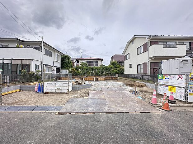 【外観】こちらの物件が少しでも気になるようでしたら、お気軽にお問合せください。人生でいちばん大きなお買い物ですので、ゆっくりご見学ください。ネット上の画像と実際の見学では、リアル感がまるで違…