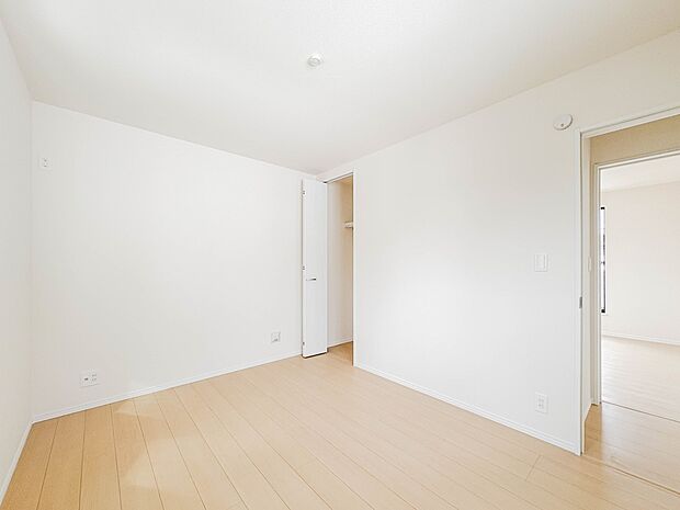 【寝室7帖】充実した生活は伸びやかな居室空間から始まります。快適に・伸びやかに。心の潤いを求める方々へ。