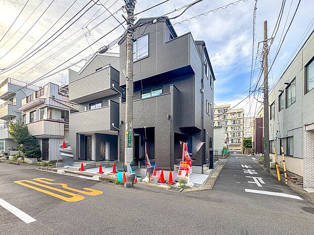 【外観】家の良し悪しだけでなく周辺環境も重要なポイント。