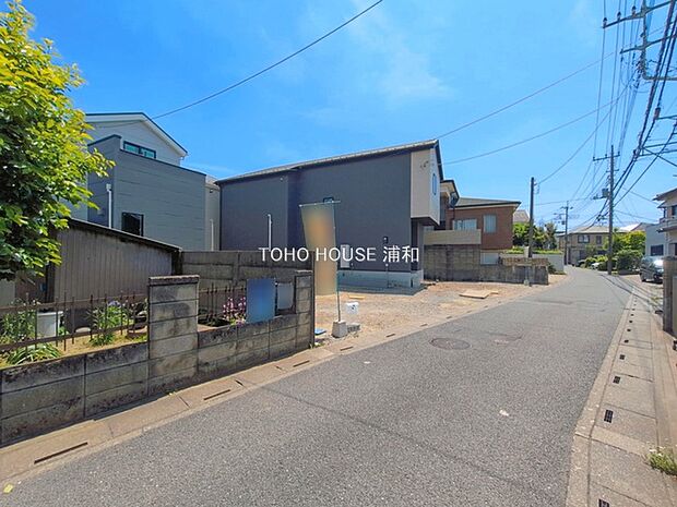 3号棟【前面道路4m】陽当りや通風性など各所に施された工夫で住みやすさを実現。部屋の大きさや周辺環境・街並など、資料には掲載していない情報が現地にはたくさんございます。是非ご確認下さい。