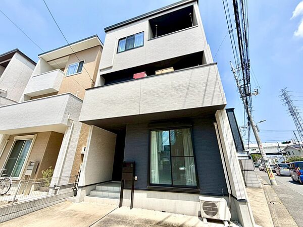 【外観】家の良し悪しだけでなく周辺環境も重要なポイント。