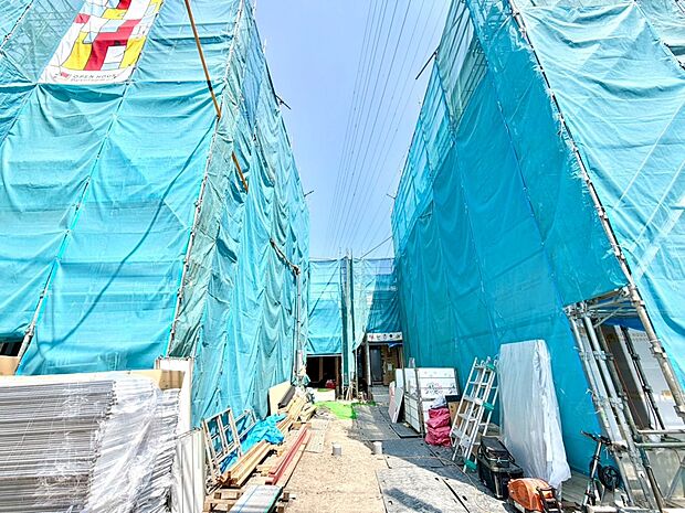 【外観】家族の温かさと陽光の暖かさ、楽しい毎日と明るい未来を予感させる「空間が織り成すひとつ先の住み心地」を演出します。