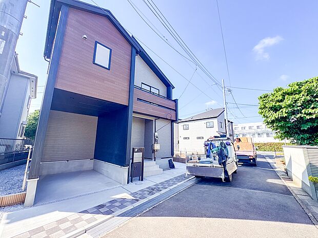 【外観】こちらの物件が少しでも気になるようでしたら、お気軽にお問合せください。人生でいちばん大きなお買い物ですので、ゆっくりご見学ください。ネット上の画像と実際の見学では、リアル感がまるで違…