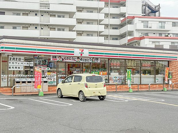 コンビニ 320m セブンイレブン川口根岸小学校前店(【セブンイレブン川口根岸小学校前店】 徒歩4分)