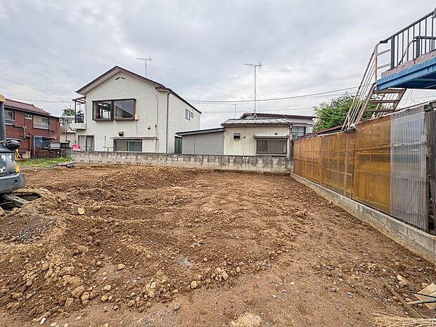 【現地土地写真】家は一生のお買物。自分ならではの家族ならではの、家にしたい。書斎を設ける。子どものプレイングルームを設ける。趣味のオーディオルームを設置する。夢を追うオンリーワンの家です。
