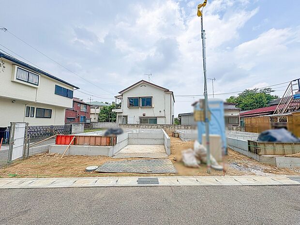 【現地土地写真】ここから始まる「日常」はご家族にとってかけがえのない時間となります。少しでも豊かに、快適に。そんな想いから本邸宅は生まれました。