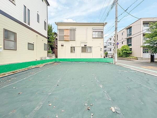 【外観】家族の温かさと陽光の暖かさ、楽しい毎日と明るい未来を予感させる「空間が織り成すひとつ先の住み心地」を演出します。