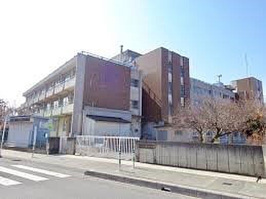 小学校 825m さいたま市立城北小学校