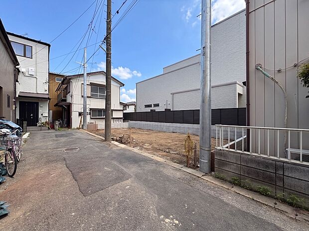 【現地土地写真】人生でいちばん大きなお買い物ですので、ゆっくりご見学ください。※青空はイメージです。