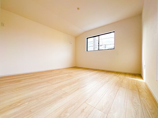 【寝室9帖】充実した生活は伸びやかな居室空間から始まります。快適に・伸びやかに。心の潤いを求める方々へ。
