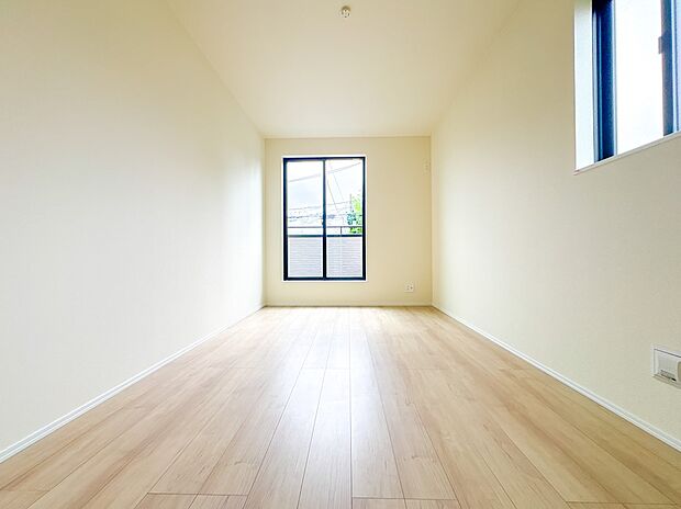 【寝室6.68帖】充実した生活は伸びやかな居室空間から始まります。快適に・伸びやかに。心の潤いを求める方々へ。