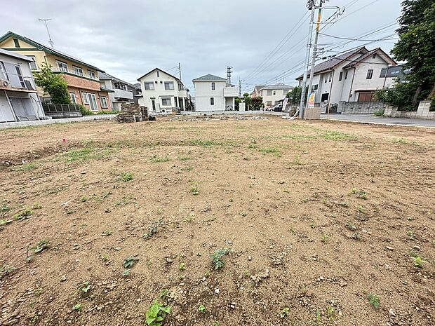 【外観】家は一生のお買物。自分ならではの家族ならではの、家にしたい。書斎を設ける。子どものプレイングルームを設ける。趣味のオーディオルームを設置する。夢を追うオンリーワンの家です。