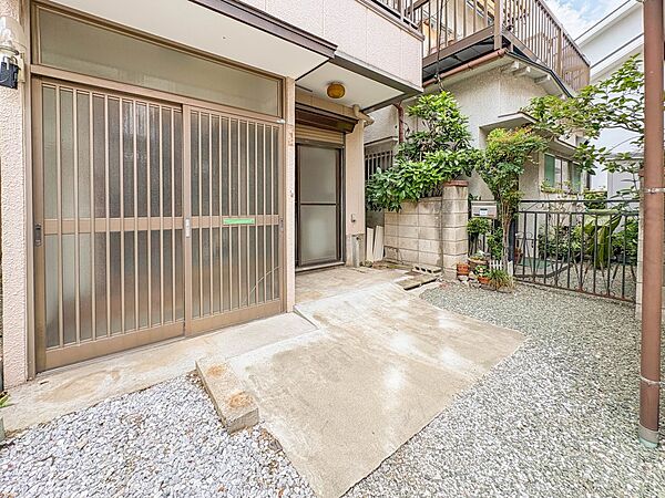 【外観】陽当りや通風性など各所に施された工夫で住みやすさを実現。部屋の大きさや周辺環境・街並など、資料には掲載していない情報が現地にはたくさんございます。是非ご確認下さい。