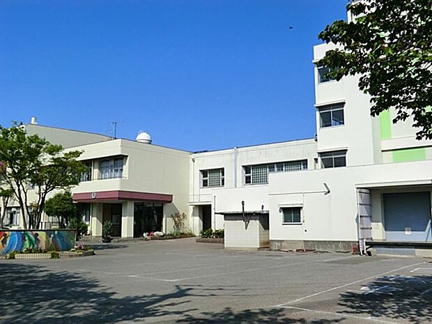 小学校 460m 川口市立在家小学校　(川口市立在家小学校)