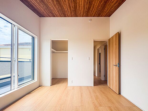 【洋室】充実した生活は伸びやかな居室空間から始まります。快適に・伸びやかに。心の潤いを求める方々へ。