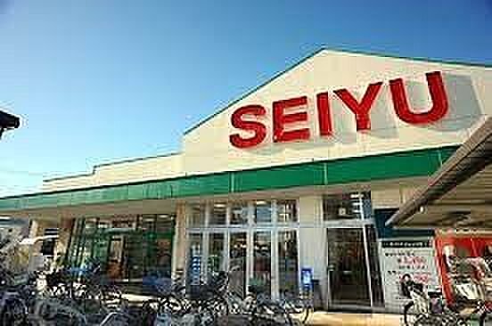 スーパー 350m 西友中浦和店(全国展開の強さをもっています。東京都を拠点として全国展開するスーパーマーケットチェーンです。家族の味方を自負し、食料品、衣料品、住居用品などを時代のニーズに…