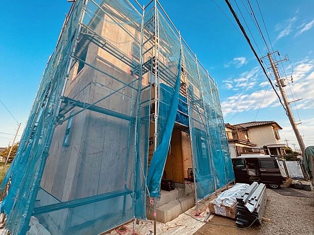 【外観】こちらの物件が少しでも気になるようでしたら、お気軽にお問合せください。人生でいちばん大きなお買い物ですので、ゆっくりご見学ください。ネット上の画像と実際の見学では、リアル感がまるで違…