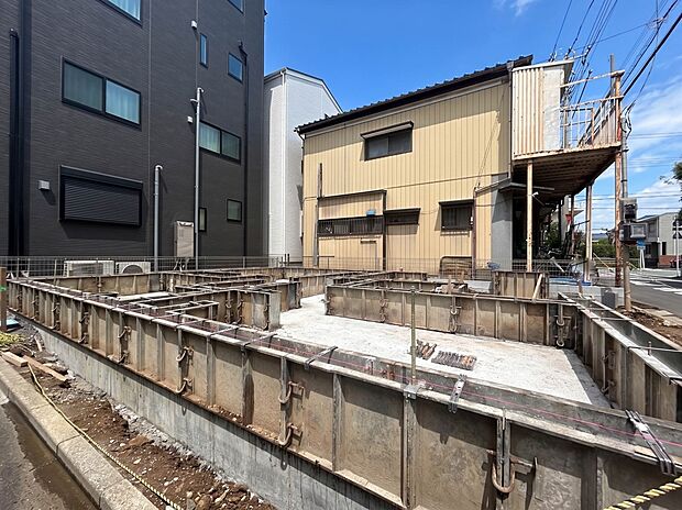 【外観】家の良し悪しだけでなく周辺環境も重要なポイント。