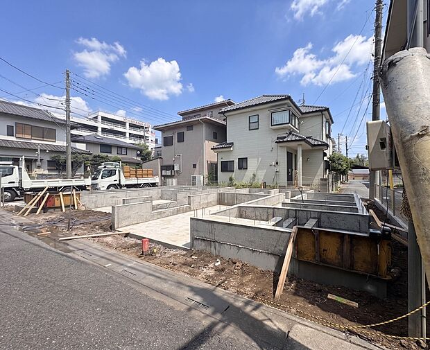 【外観】家族の温かさと陽光の暖かさ、楽しい毎日と明るい未来を予感させる「空間が織り成すひとつ先の住み心地」を演出します。