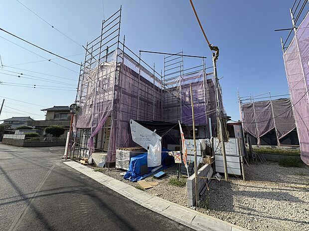 こちらの物件が少しでも気になるようでしたら、お気軽にお問合せください。人生でいちばん大きなお買い物ですので、ゆっくりご見学ください。ネット上の画像と実際の見学では、リアル感がまるで違います。…