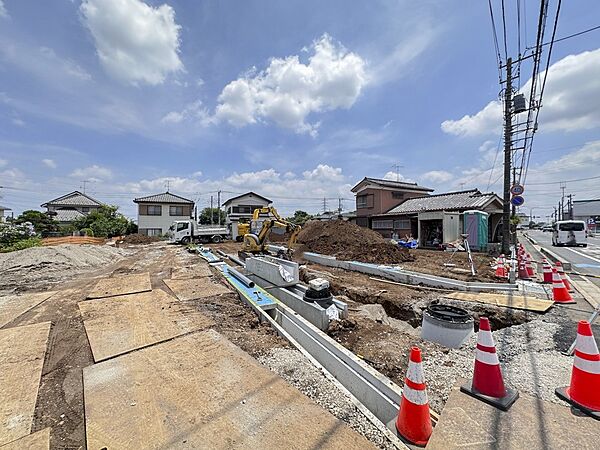 こちらの物件が少しでも気になるようでしたら、お気軽にお問合せください。人生でいちばん大きなお買い物ですので、ゆっくりご見学ください。ネット上の画像と実際の見学では、リアル感がまるで違います。…