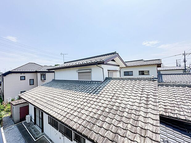【眺望良好】 少し優雅に、眺望の良い部屋で新生活をしてみませんか？眺望や窓からの景色が良いと、家で過ごす時間も快適です。