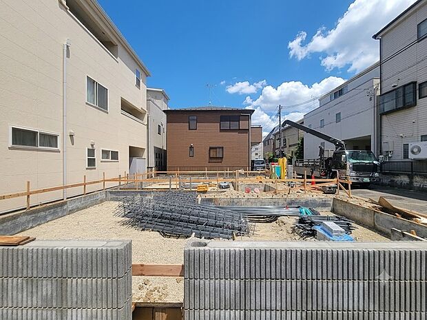 【外観】どこにいても快適に過ごせる住まいは、明るく清潔感あふれる空間。帰るたびにリラックスできる安らぎの場を提供します。