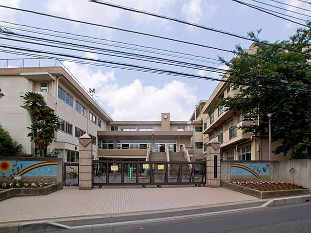 小学校 950m さいたま市立大東小学校 (さいたま市立大東小学校 徒歩13分)
