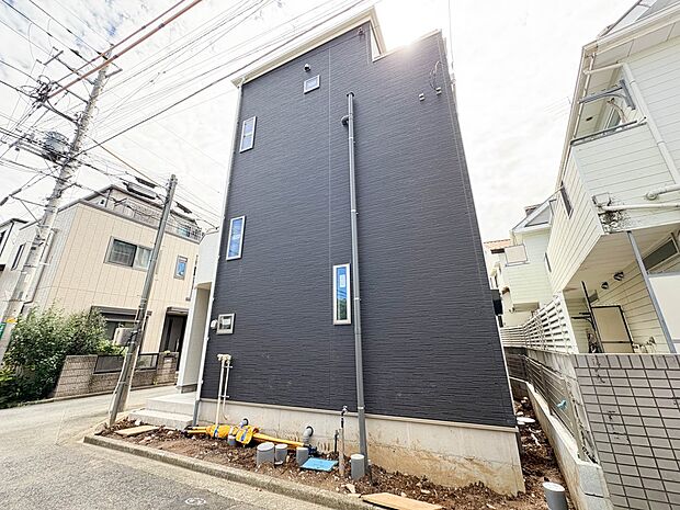 【外観】ここから始まる「日常」はご家族にとってかけがえのない時間となります。少しでも豊かに、快適に。
