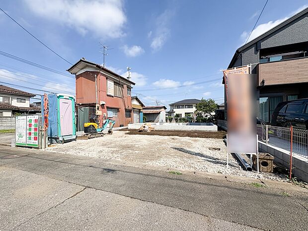 【外観】南東向きで陽当りが確保された間取です！モデル棟で仕様設備をご確認ください！