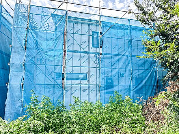 【外観】こちらの物件が少しでも気になるようでしたら、お気軽にお問合せください。人生でいちばん大きなお買い物ですので、ゆっくりご見学ください。ネット上の画像と実際の見学では、リアル感がまるで違…